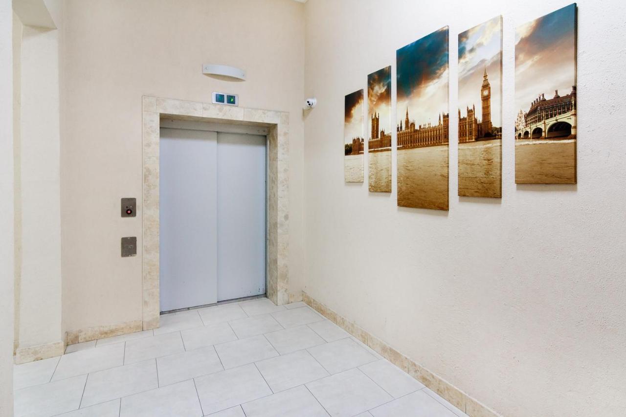 Modern Apartment In The City Center In A New Building Odessa Exteriör bild